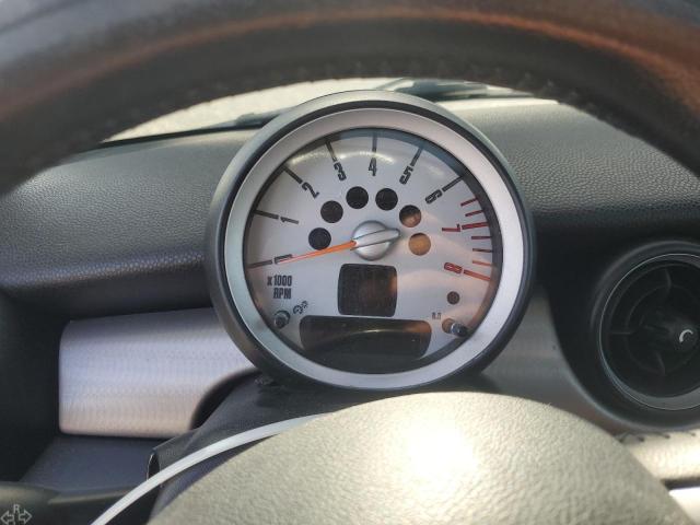 Photo 9 from auction – 2009 MINI COOPER with VIN WMWMF735X9TT98746