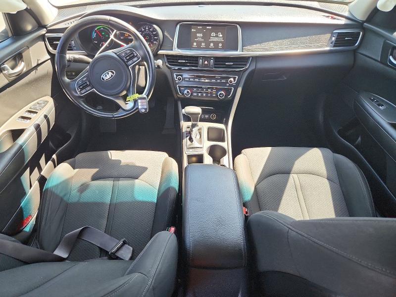 Photo 8 from auction – 2017 KIA OPTIMA with VIN KNAGT4LC7H5008501