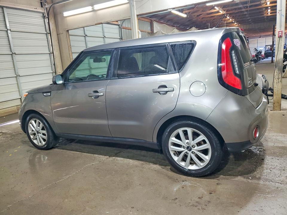 Photo 2 from auction – 2018 KIA SOUL with VIN KNDJP3A51J7607545