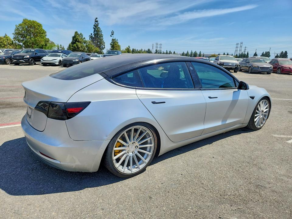 Photo 3 from auction – 2018 TESLA MODEL 3 with VIN 5YJ3E1EA3JF156770