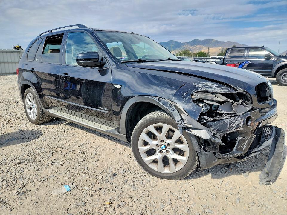 Фото 4 с аукциона – 2012 BMW X5 с VIN 5UXZV4C52CL755336