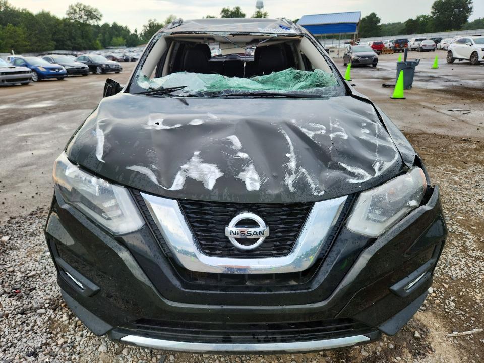Photo 5 from auction – 2017 NISSAN ROGUE with VIN JN8AT2MT3HW382338