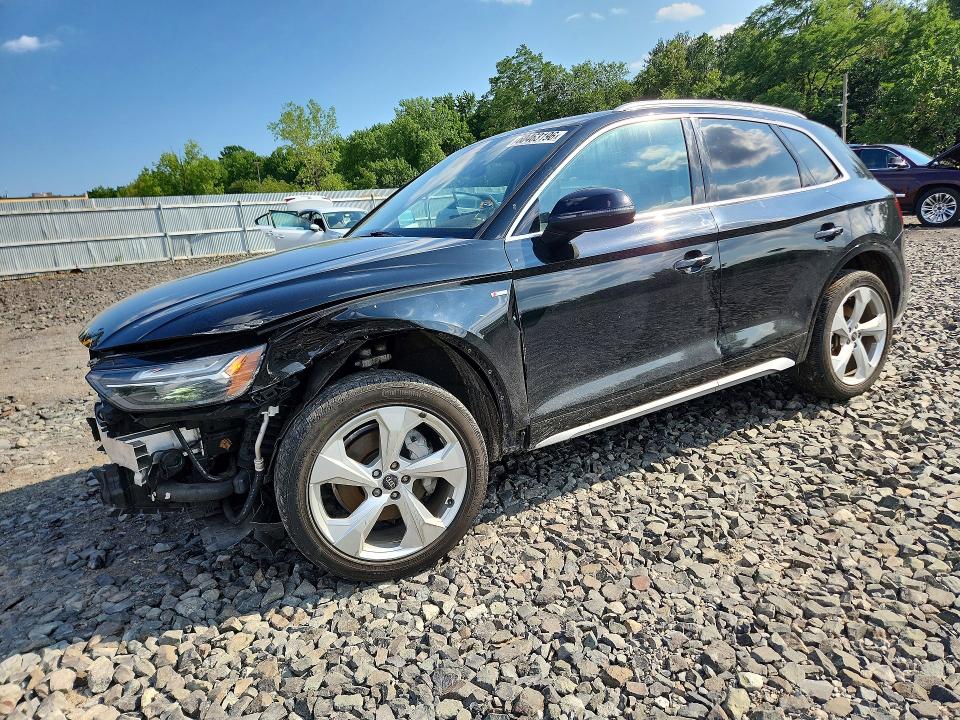 AUDI Q5 2023 مع رقم تعريف المركبة WA1EAAFY8P2193500 - صورة من المزاد
