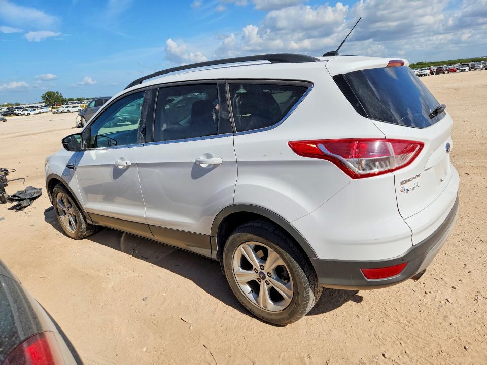 Photo 2 from auction – 2016 FORD ESCAPE with VIN 1FMCU9G91GUA07676
