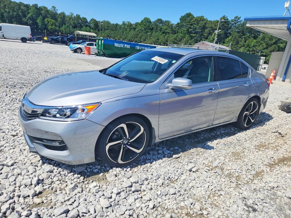 HONDA ACCORD 2016 with VIN 1HGCR2F82GA164285 - Photo from auction