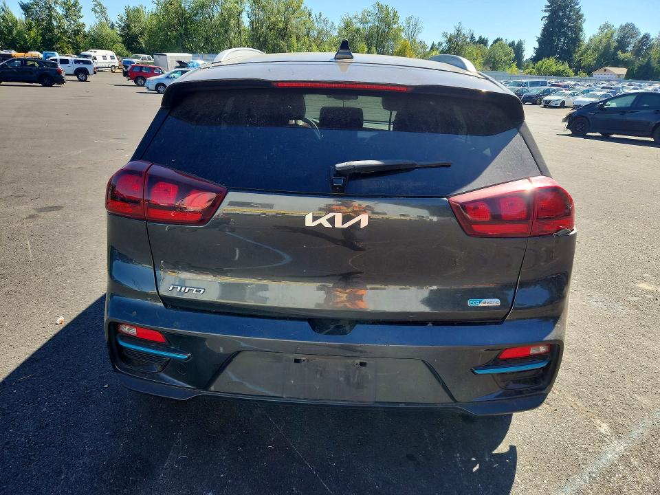 Photo 6 from auction – 2022 KIA NIRO EV with VIN KNDCC3LG9N5158894