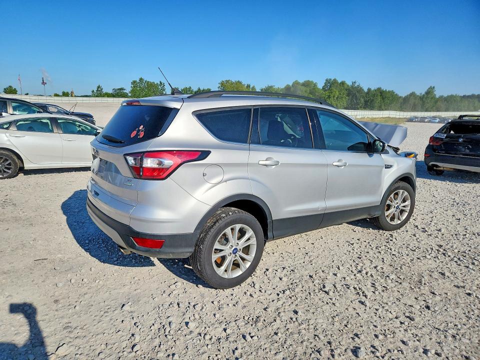 Zdjęcie 3 z aukcji – 2018 FORD ESCAPE z VIN 1FMCU0GD1JUD18404