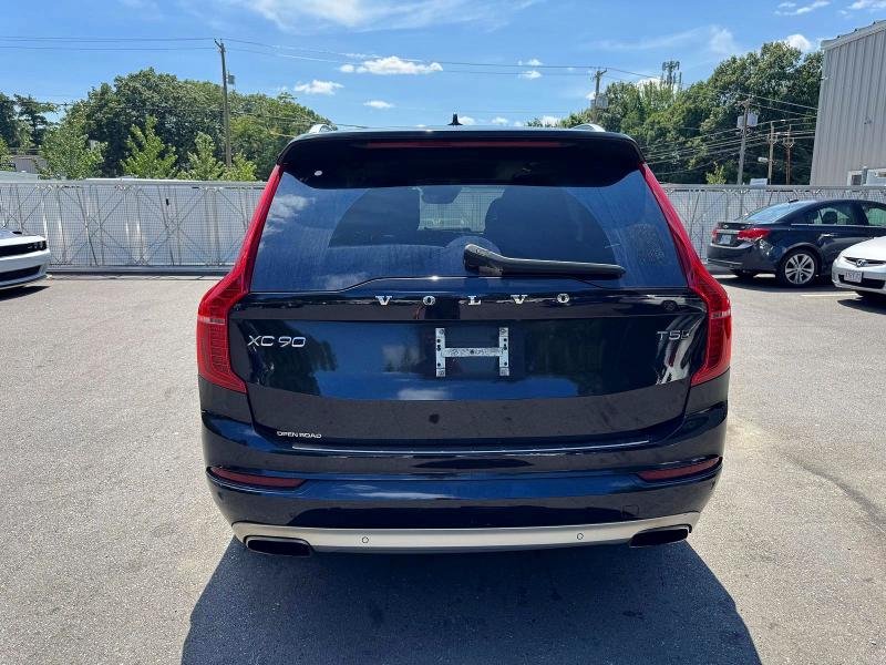 Photo 5 from auction – 2020 VOLVO XC90 with VIN YV4102PK3L1610350