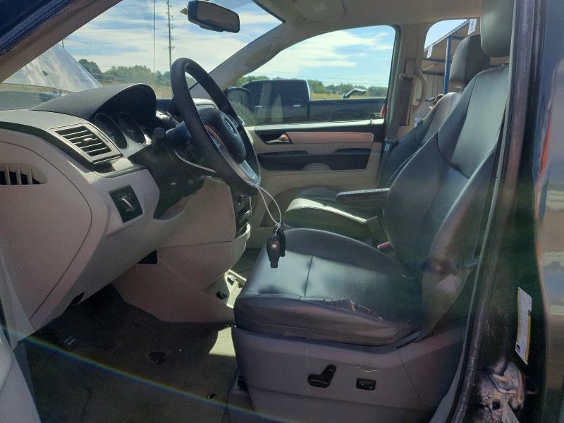 Photo 7 from auction – 2012 VOLKSWAGEN ROUTAN with VIN 2C4RVABG2CR276327