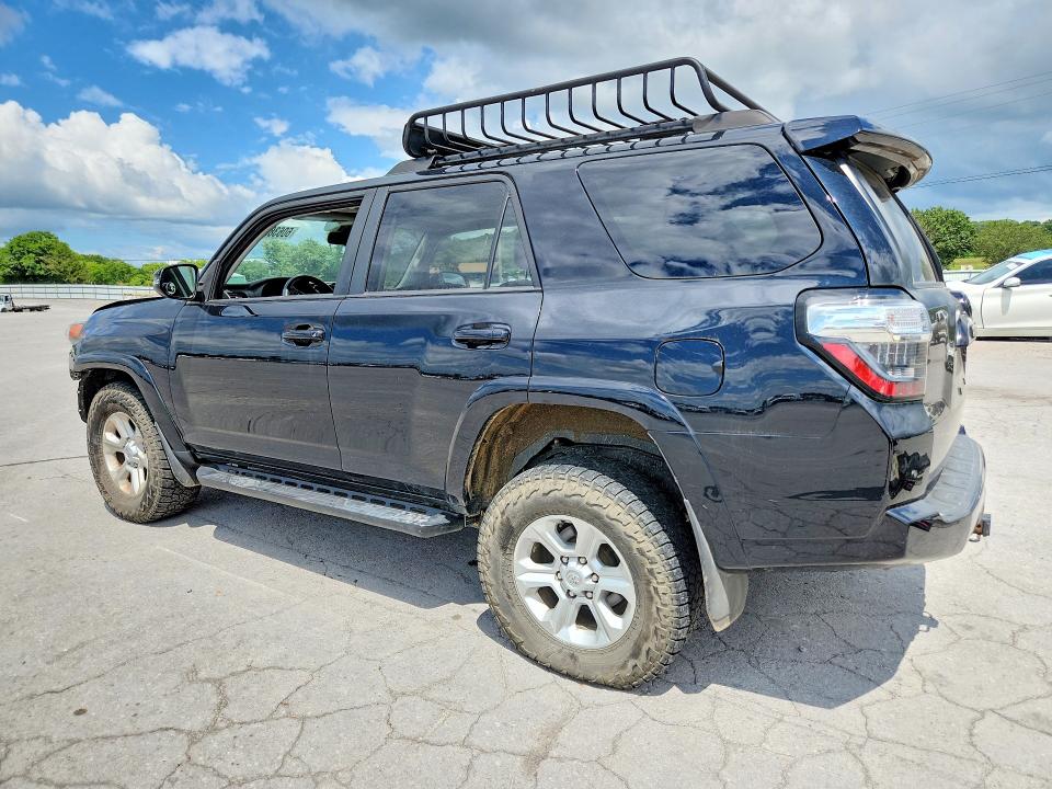 Photo 2 from auction – 2020 TOYOTA 4RUNNER with VIN JTEBU5JR0L5826549