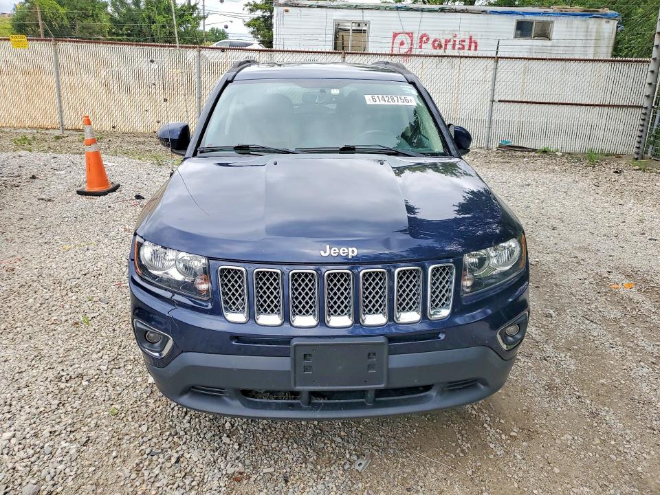 Photo 5 from auction – 2017 JEEP COMPASS with VIN 1C4NJCEA4HD152650