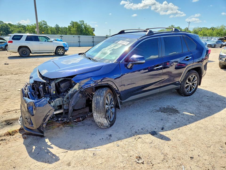 TOYOTA RAV4 2024 z numerem VIN 2T3D6RFV9RW074145 - Zdjęcie z aukcji