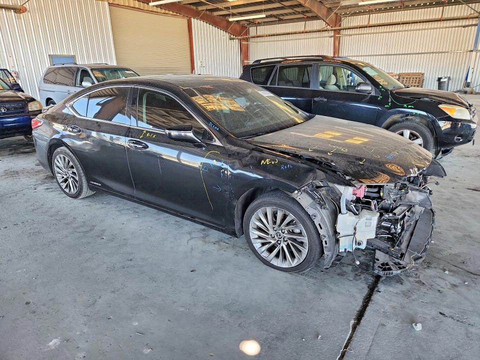 Photo 4 from auction – 2019 LEXUS ES with VIN JTHB21B10K2001671