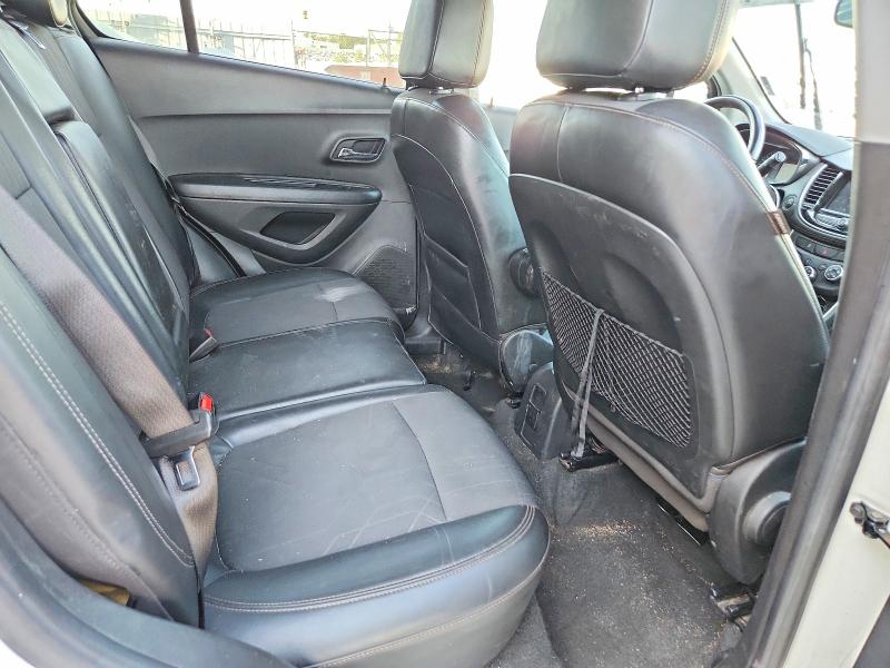 Photo 11 from auction – 2021 CHEVROLET TRAX with VIN KL7CJLSB5MB307133