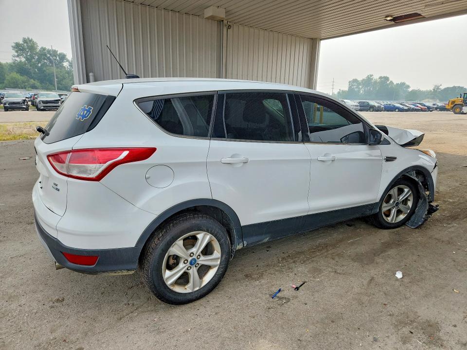 Photo 3 from auction – 2013 FORD ESCAPE with VIN 1FMCU9GX4DUB84720