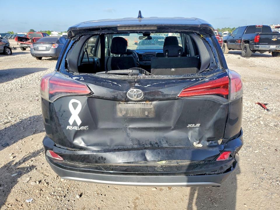 Photo 6 from auction – 2018 TOYOTA RAV4 with VIN 2T3WFREV5JW470376