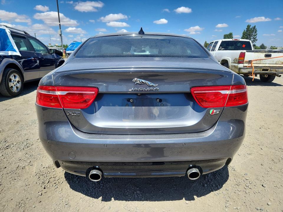 Photo 6 from auction – 2019 JAGUAR XE with VIN SAJAG4FV7KCP51027