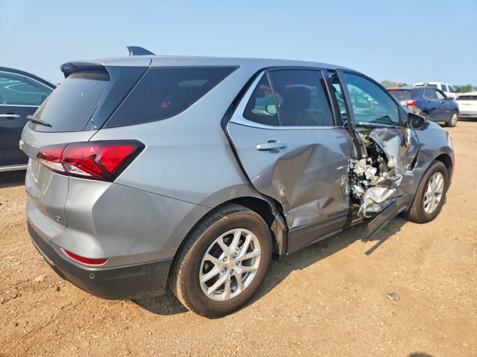 Photo 3 from auction – 2024 CHEVROLET EQUINOX with VIN 3GNAXKEG3RL328229