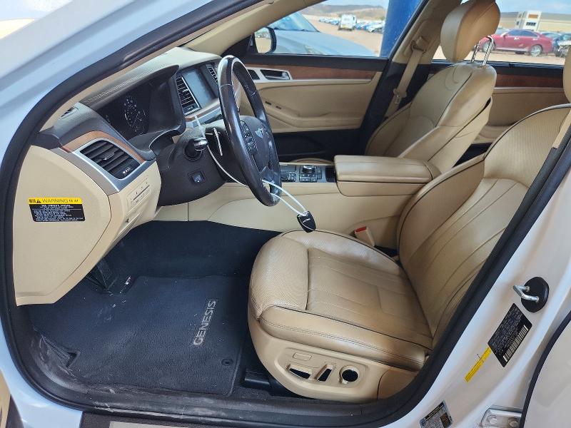 Photo 7 from auction – 2015 HYUNDAI GENESIS with VIN KMHGN4JE5FU028682