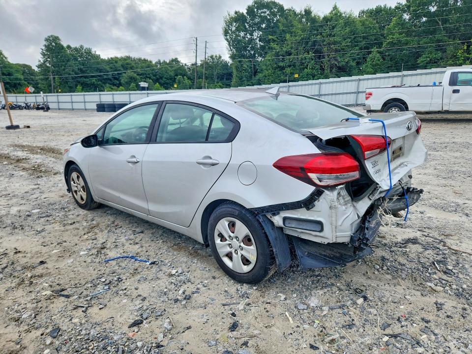 Photo 2 from auction – 2017 KIA FORTE with VIN 3KPFK4A75HE161034