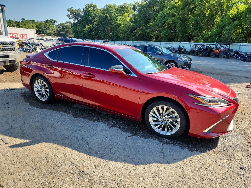 Photo 4 from auction – 2020 LEXUS ES with VIN 58AF21B19LU012357