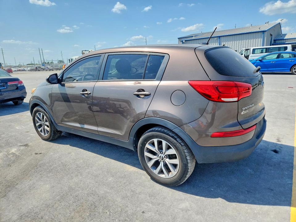 Photo 2 from auction – 2015 KIA SPORTAGE with VIN KNDPB3AC3F7671293