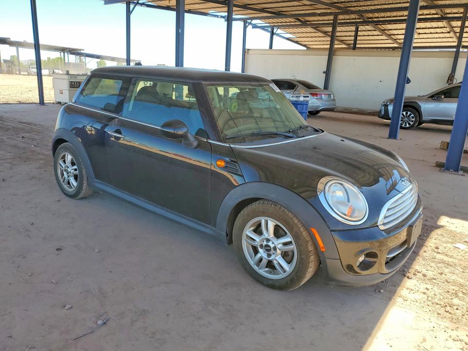 Photo 4 from auction – 2013 MINI COOPER with VIN WMWSU3C50DT681395