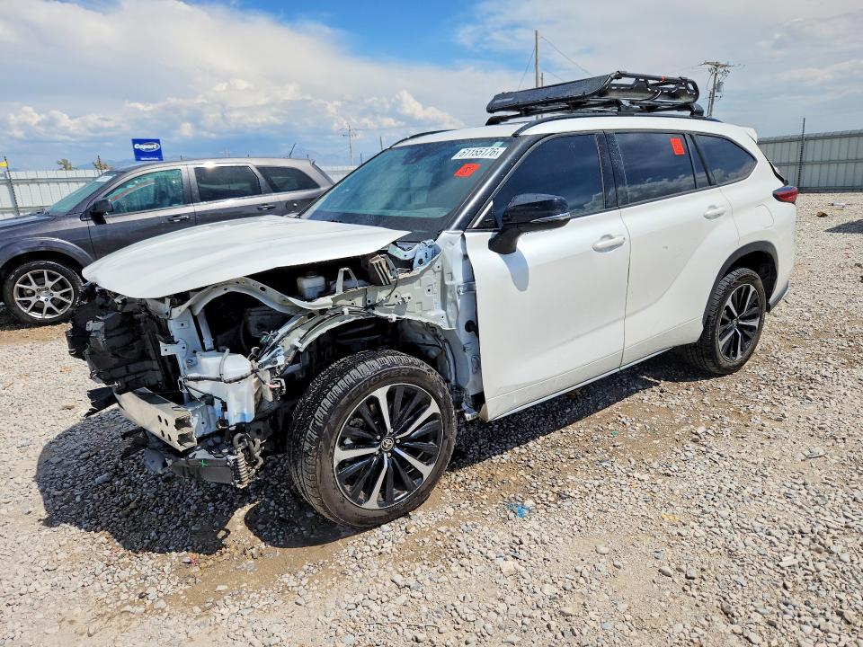 Photo 1 from auction – 2021 TOYOTA HIGHLANDER with VIN 5TDJZRBH9MS083075