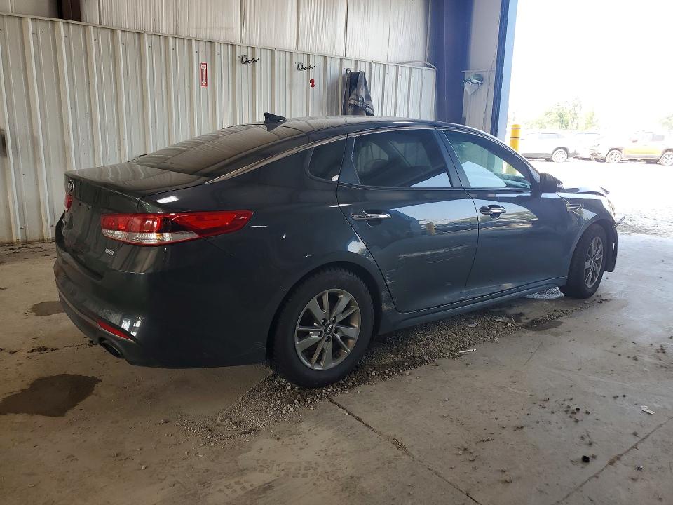 Photo 3 from auction – 2016 KIA OPTIMA with VIN 5XXGT4L11GG022504