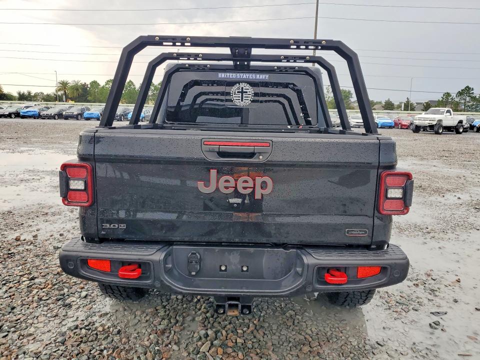 Снимка 6 от търг – 2023 JEEP GLADIATOR с VIN 1C6JJTBMXPL584877