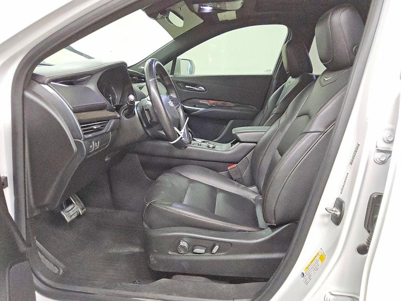 Photo 7 from auction – 2020 CADILLAC XT4 with VIN 1GYFZFR46LF093580