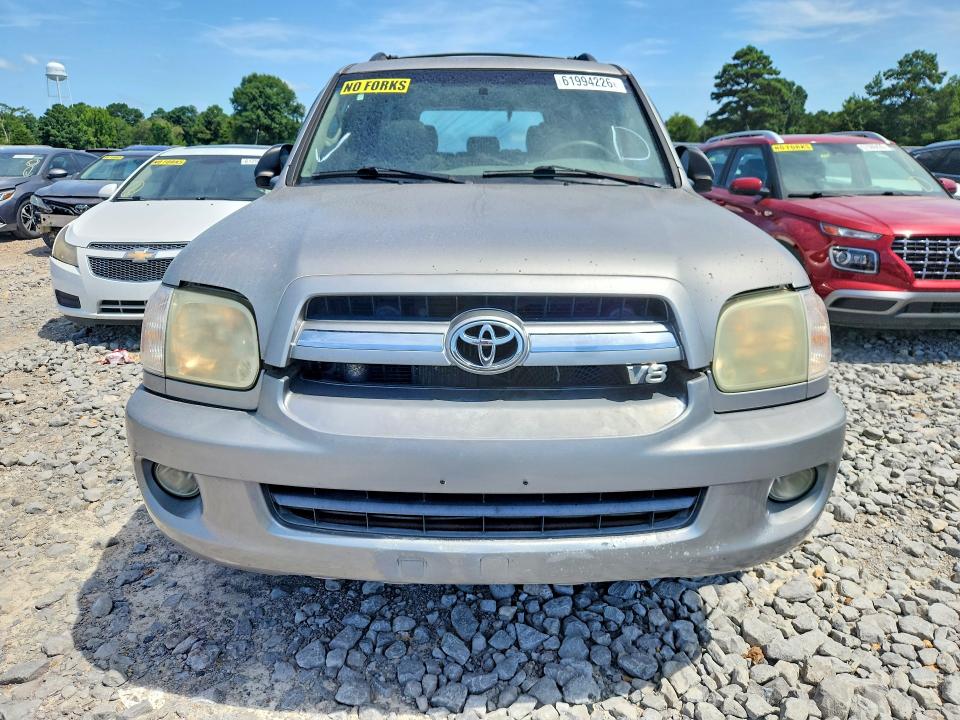 Photo 5 from auction – 2005 TOYOTA SEQUOIA with VIN 5TDZT34A25S240237