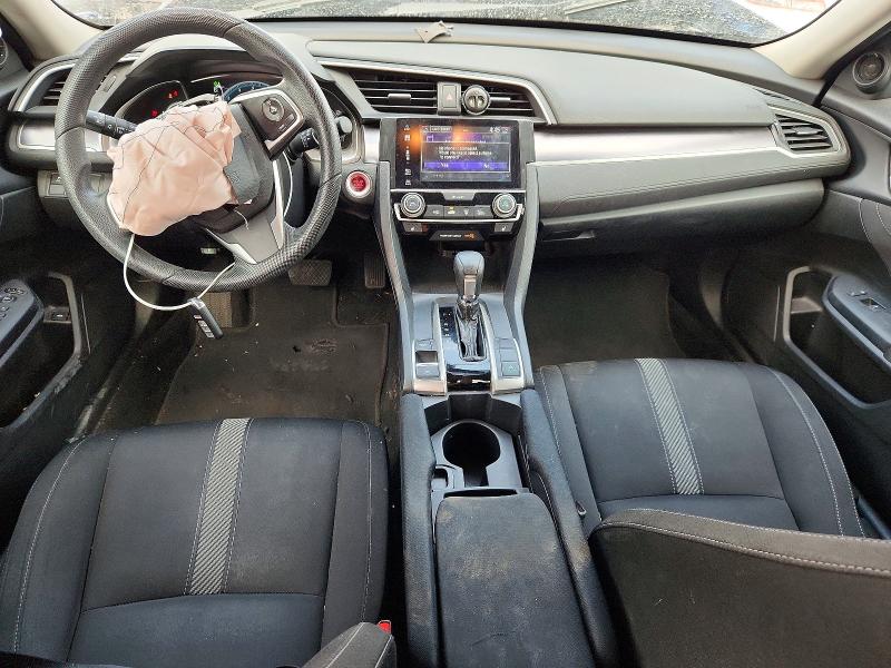 Photo 8 from auction – 2016 HONDA CIVIC with VIN 19XFC1F32GE205734