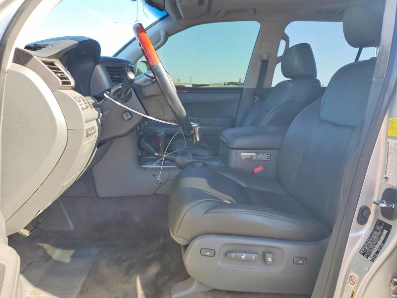 Photo 7 from auction – 2010 LEXUS LX with VIN JTJHY7AX9A4054775