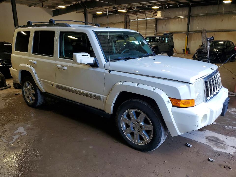 Photo 4 from auction – 2010 JEEP COMMANDER with VIN 1J4RG5GT5AC145366
