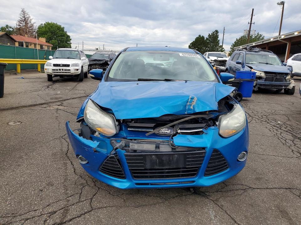 Photo 5 from auction – 2014 FORD FOCUS with VIN 1FADP3N20EL185087