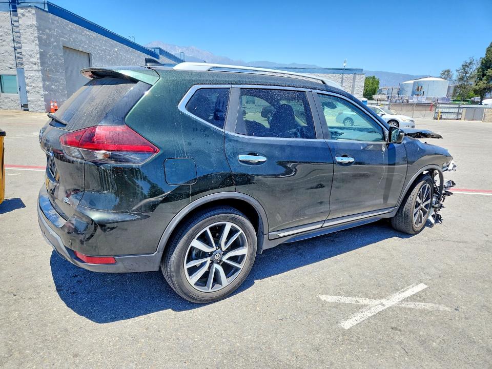 Photo 3 from auction – 2019 NISSAN ROGUE with VIN 5N1AT2MT6KC740421