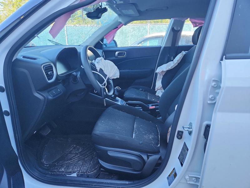 Photo 7 from auction – 2023 HYUNDAI VENUE with VIN KMHRB8A36PU224221