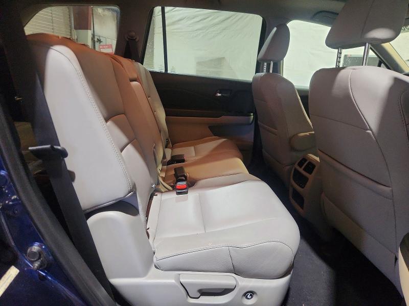 Photo 11 from auction – 2016 HONDA PILOT with VIN 5FNYF6H57GB095916