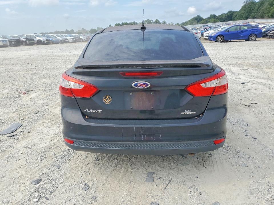 Photo 6 from auction – 2014 FORD FOCUS with VIN 1FADP3F22EL114777