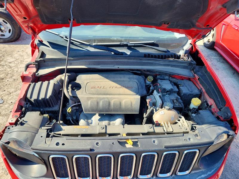 Photo 11 from auction – 2017 JEEP RENEGADE with VIN ZACCJBBB3HPF26116