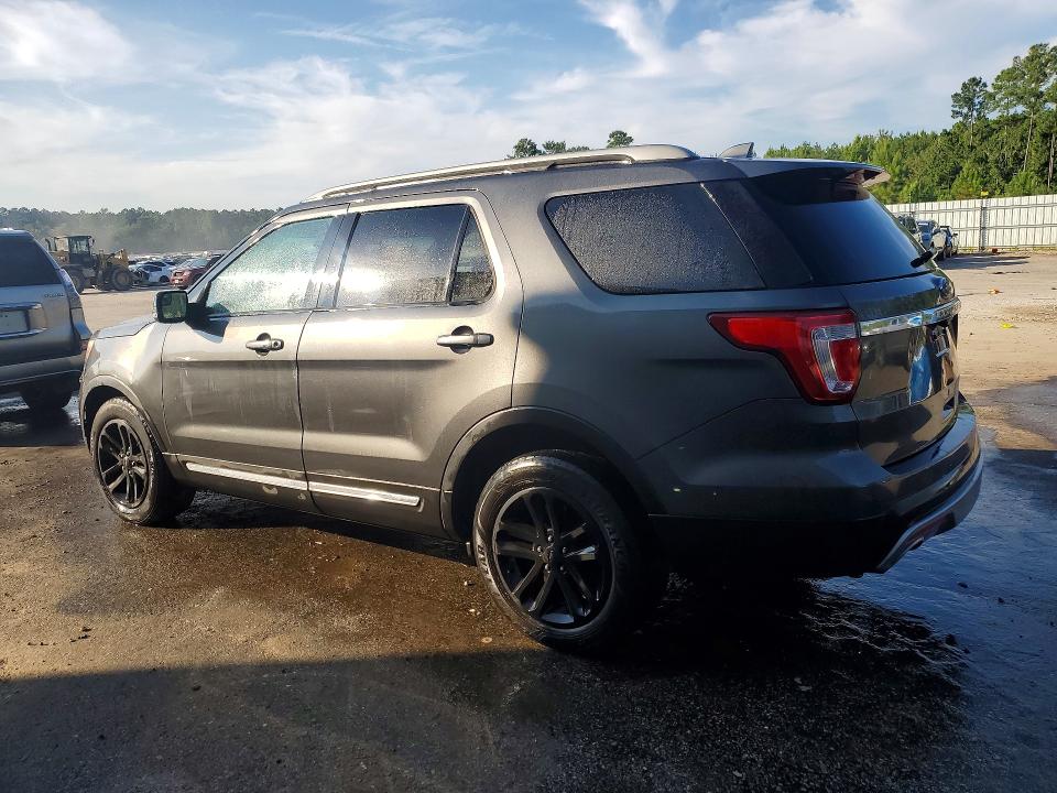 Photo 2 from auction – 2017 FORD EXPLORER with VIN 1FM5K7D80HGB87974
