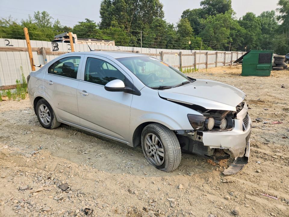 Foto 4 de la subasta – 2012 CHEVROLET SONIC con VIN 1G1JC5SH3C4132414