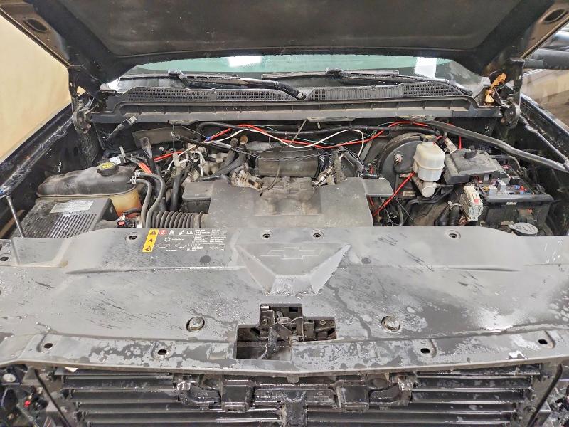 Photo 11 from auction – 2018 CHEVROLET SILVERADO with VIN 3GCUKREC8JG625598