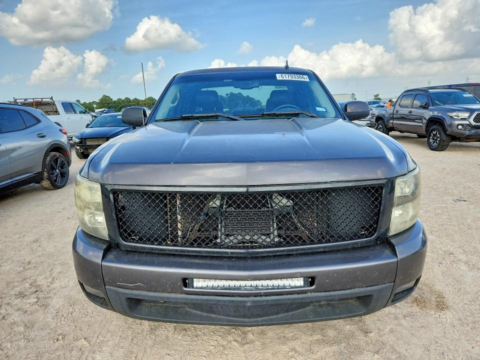Zdjęcie 5 z aukcji – 2011 CHEVROLET SILVERADO z VIN 1GCRCTE02BZ151669