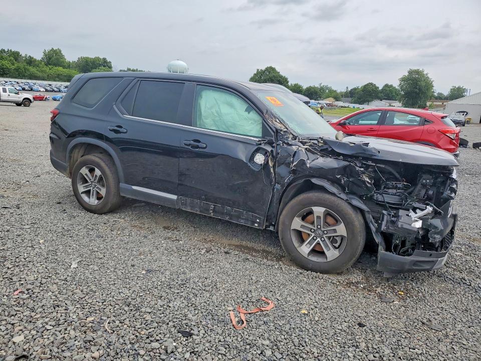 Photo 4 from auction – 2024 HONDA PILOT with VIN 5FNYG1H40RB030402