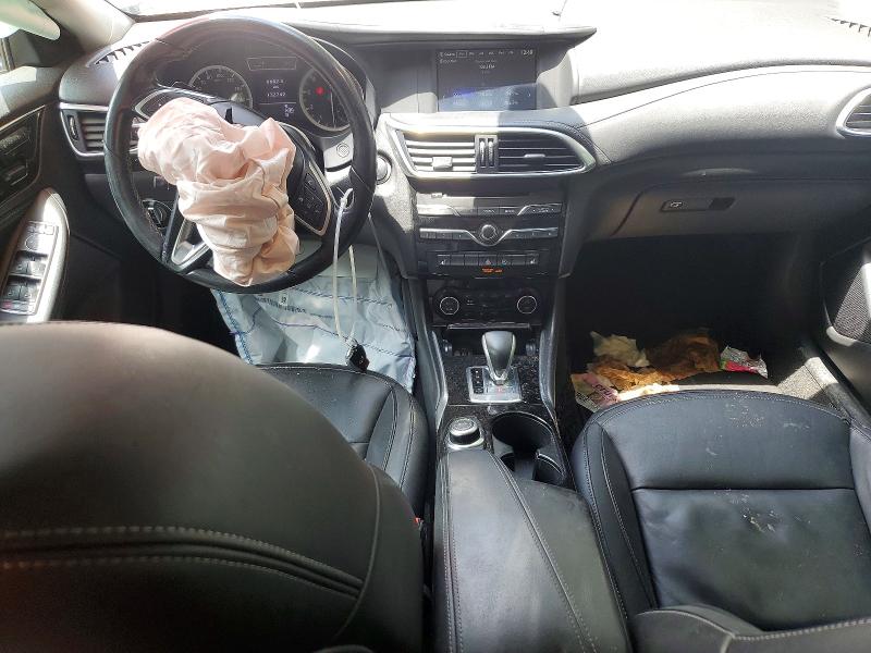 Photo 8 from auction – 2018 INFINITI QX30 with VIN SJKCH5CP9JA047807