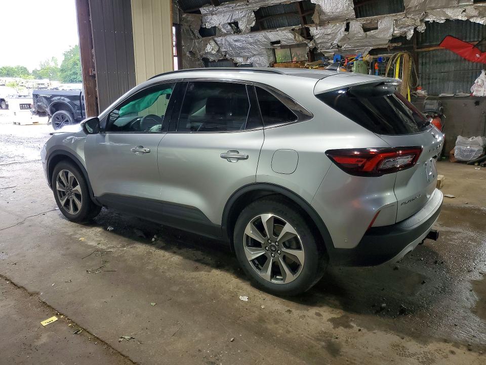 Photo 2 from auction – 2023 FORD ESCAPE with VIN 1FMCU9JZ3PUA40512