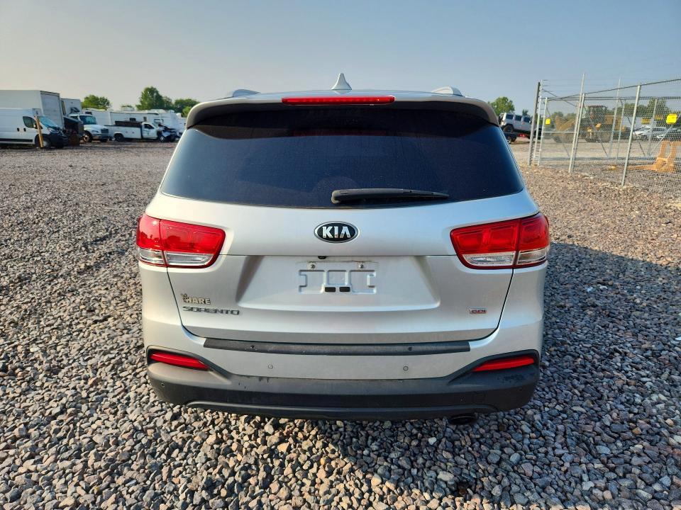 Photo 6 from auction – 2017 KIA SORENTO with VIN 5XYPG4A33HG264345