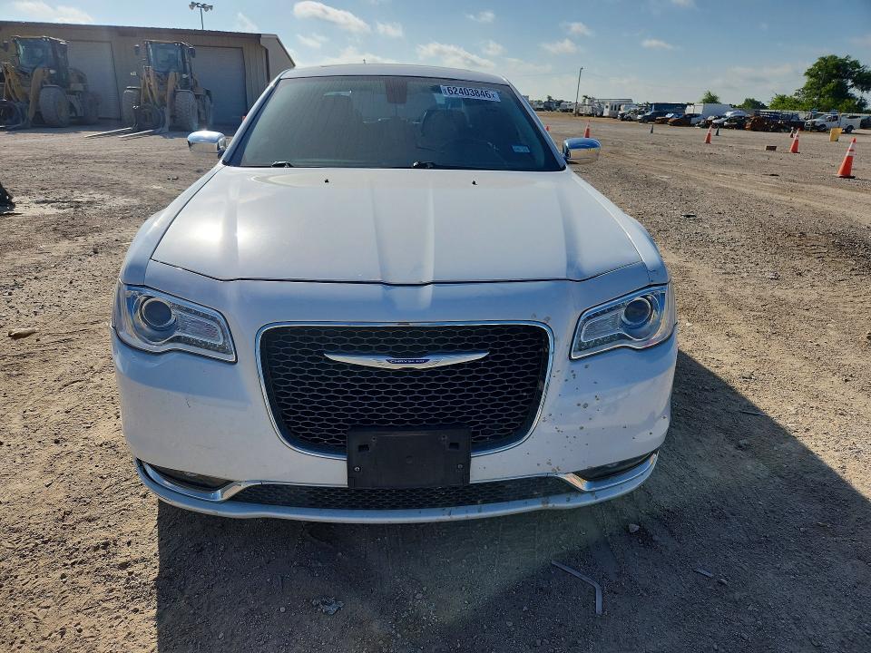 Photo 5 from auction – 2019 CHRYSLER 300 with VIN 2C3CCAEG4KH585670